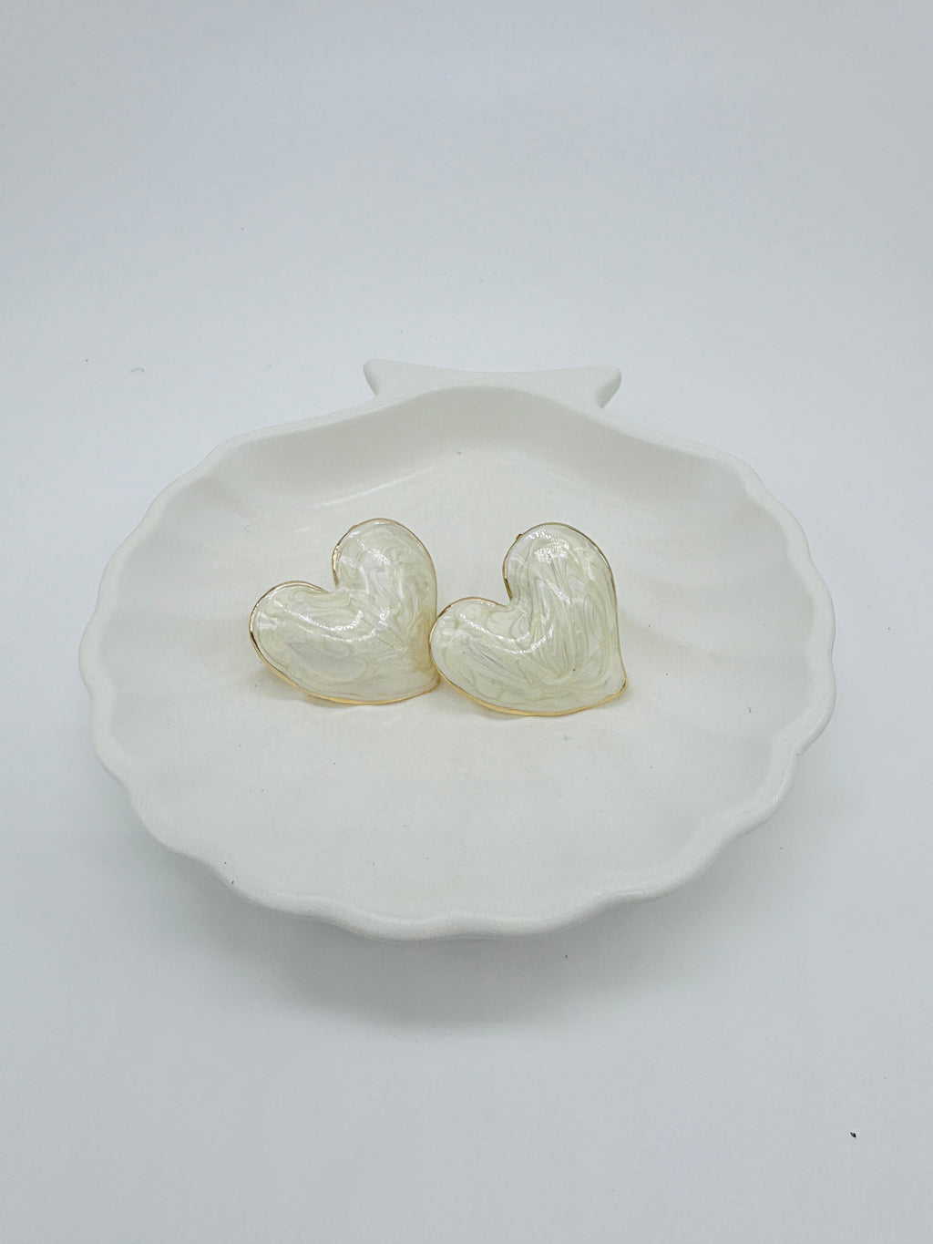 HEART SHAPED EARRING